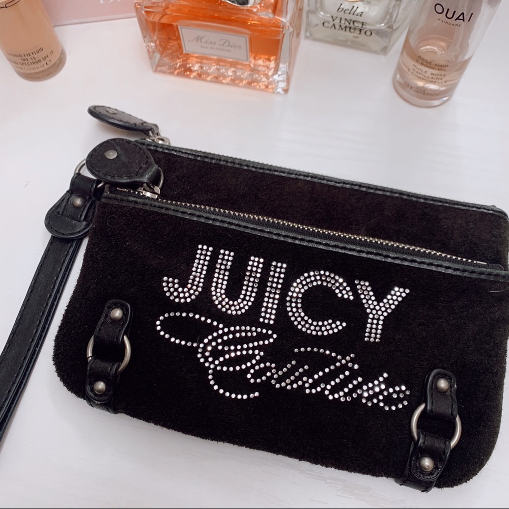 JUICY COUTURE wristlet
